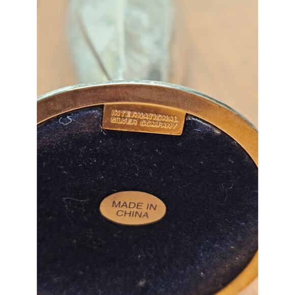 2 Silver Bud Vase Heart Shaped International Silver Company Gold Bow Davco - Picture 6 of 6